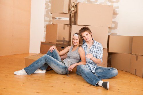 Moving truck service in Holland Park for residential and commercial relocations