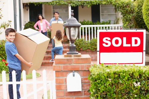 Local movers planning a residential relocation in Holland Park